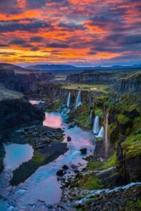 Manthoka Waterfall
